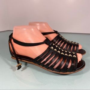 Olukai Hikina Black Leather OpenToeHuarache Sandal